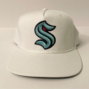 Seattle Kraken NHL Mitchell & Ness White Rope Snapback Hat Cap Retro Style